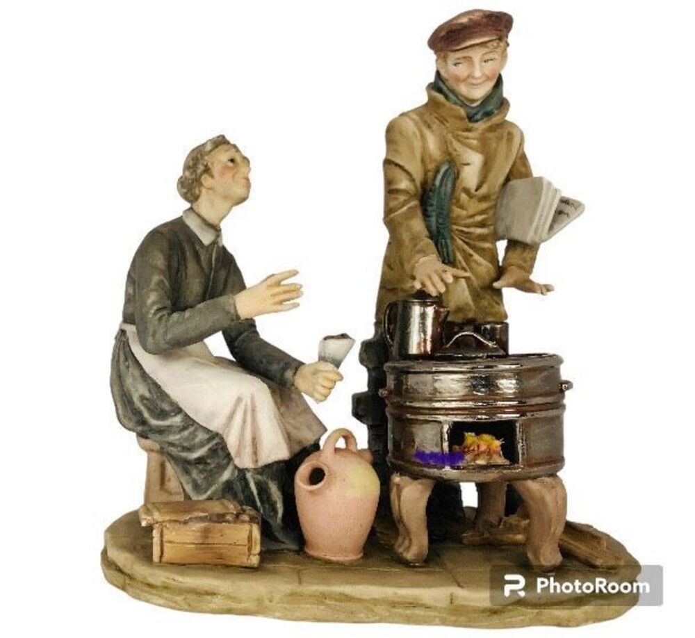 Capodimonte Pucci #8508 Mother & Son Figurine #44/59 Hand Painted Italy